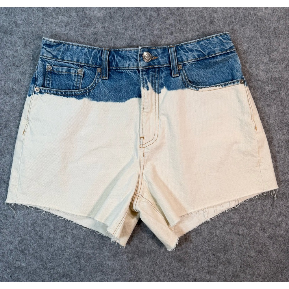 Gianni Bini Two Tone Dipped Denim Shorts Blue Cream Raw Hem Womens Size 29